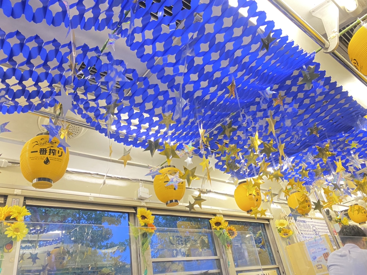 ビール電車_車内