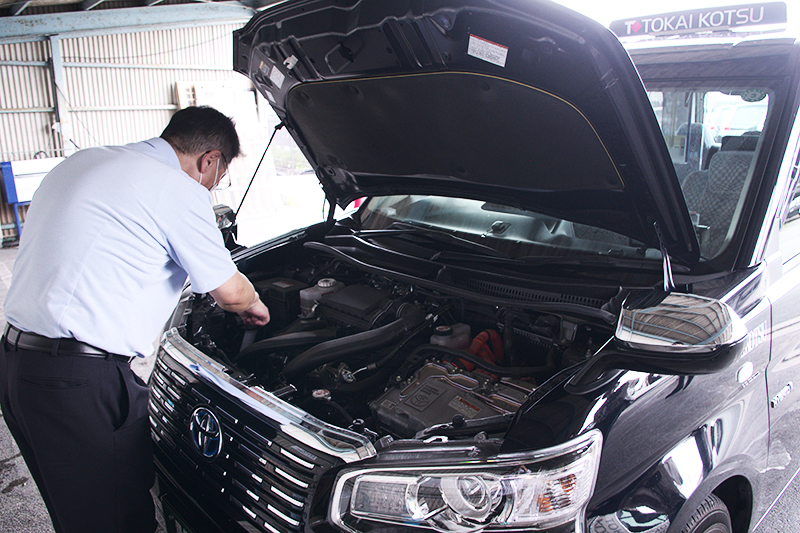 東海交通_車両点検
