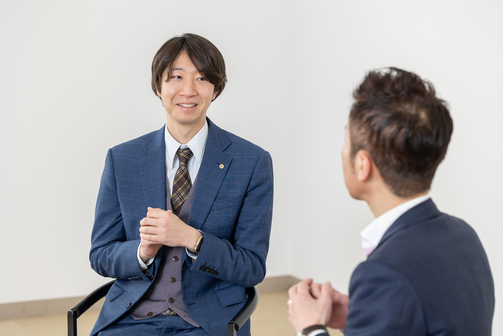 東愛知日産　営業