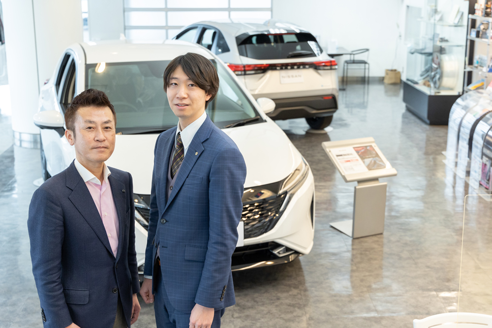 東愛知日産　ショールーム