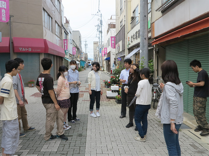 art-main-mkodomoyomise07