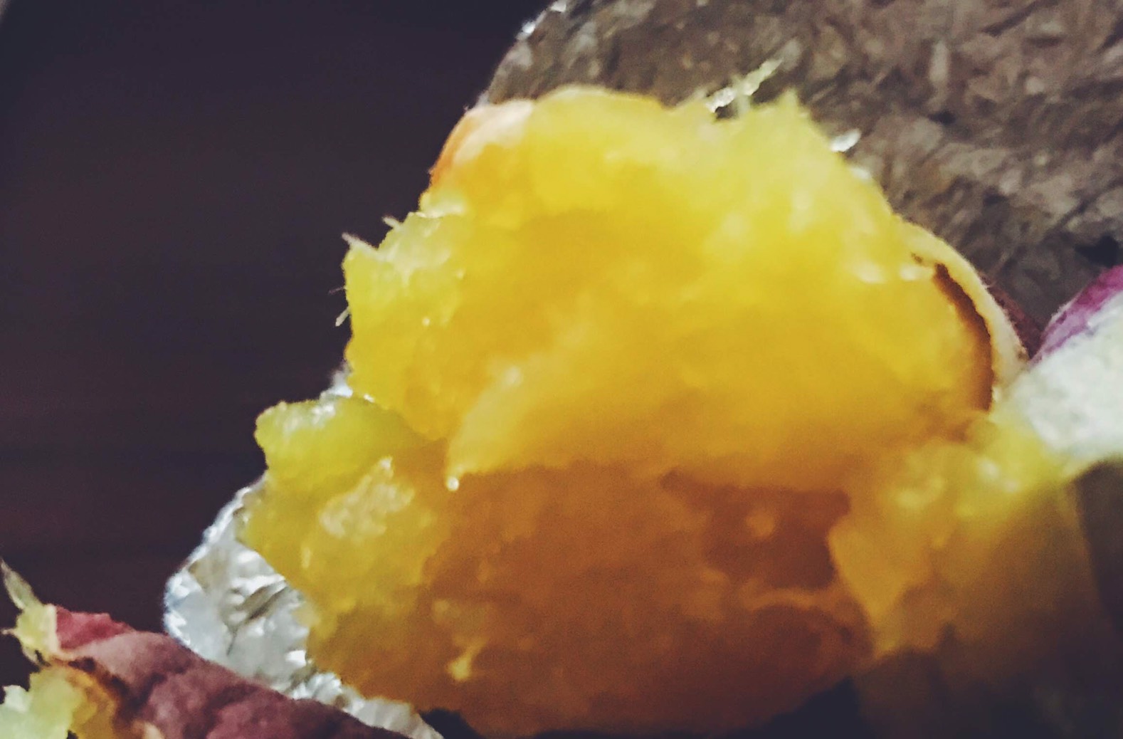 豊橋百儂人_焼きたてのサツマイモ