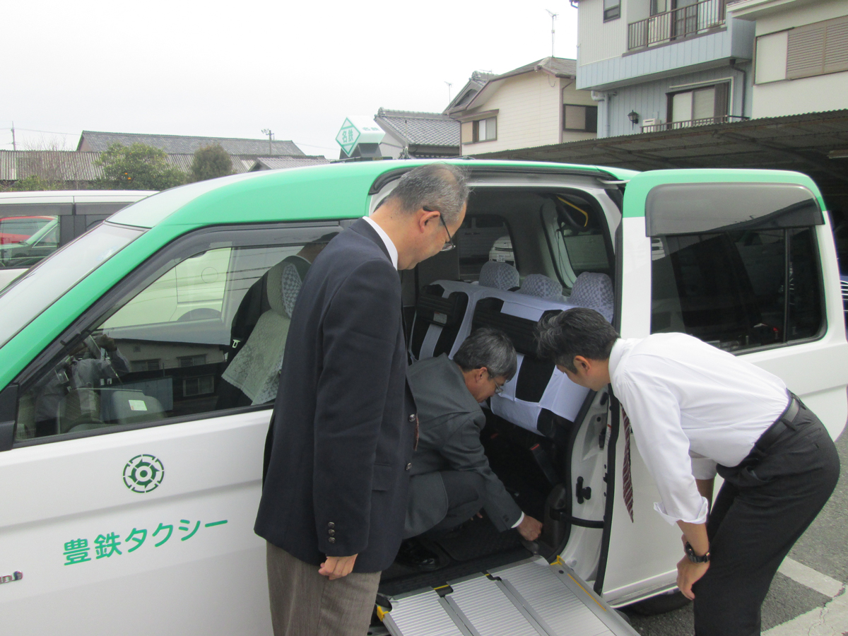 豊鉄タクシー_車椅子利用
