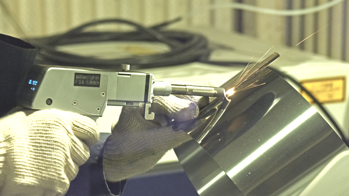 シンキレーザ_レーザー加工