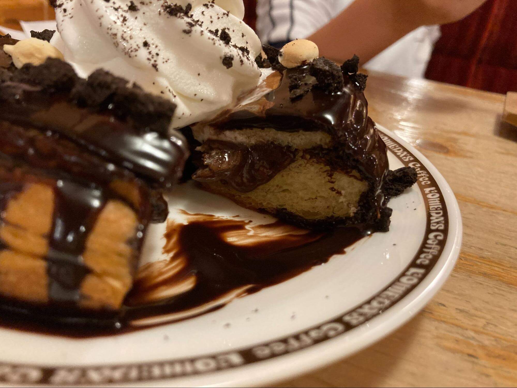 ミニシロノ×ブラックサンダー断面