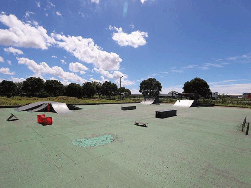 ローラースケートBMX場