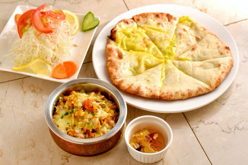 キャベツたっぷりカレー&ナン