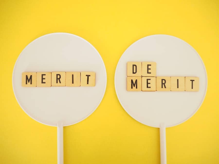 正社員_メリットデメリット